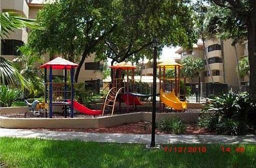 5th image of 7451 NW 16th St #308