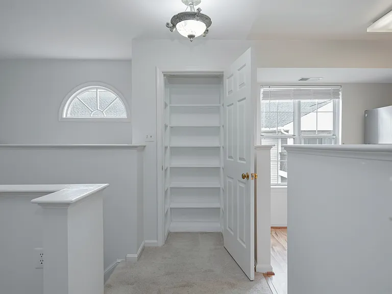 7828 Waverley Mill Ct — Photo 9