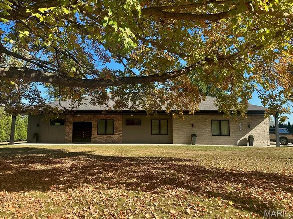 208 N State St, Desloge, MO 63601