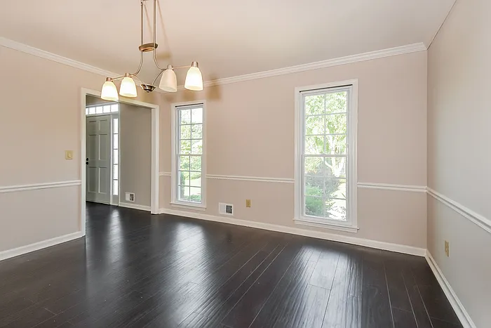 1502 Oakmoor Pl — Photo 9