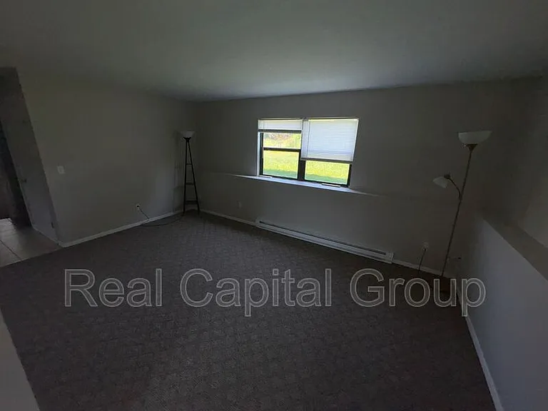 422 Spring St #1 — Photo 10