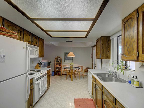 5th image of 1604 E Redmon Dr