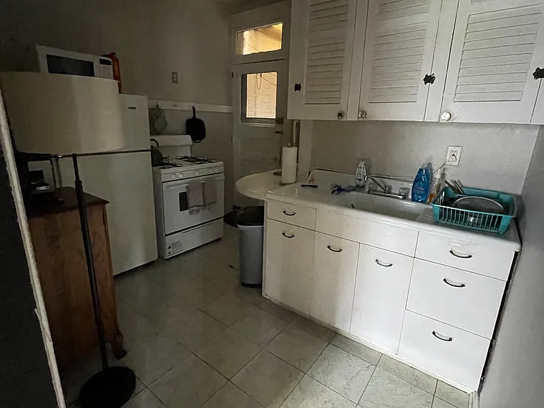 1140 Cook Ave — Photo 4