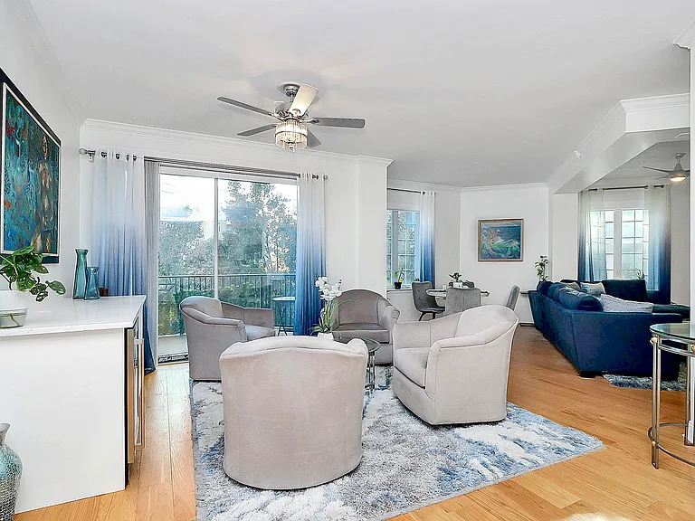 300 W 5th St #431 — Photo 12