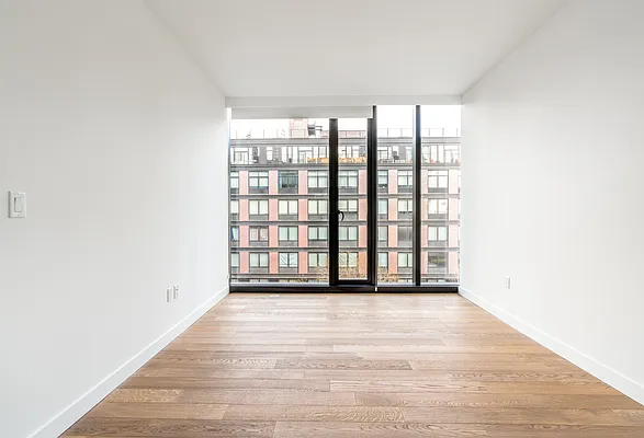 Rented by Modern Spaces | media 37