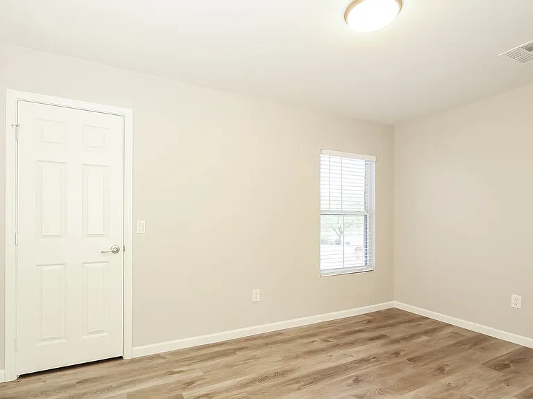 34929 N 30th Dr — Photo 14