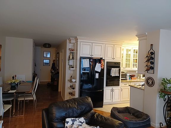 5th image of 577 Grand St #504