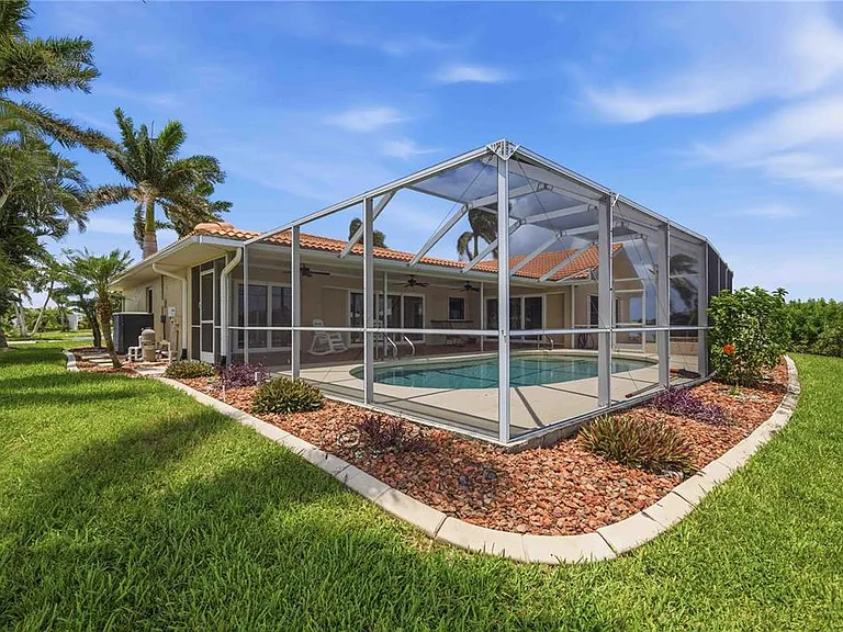 1714 Claw Ct — Photo 19