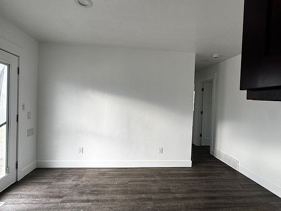 4th image of 2901 W Haun Dr #1