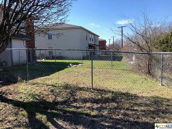 2nd image of 3003 Cantabrian Dr