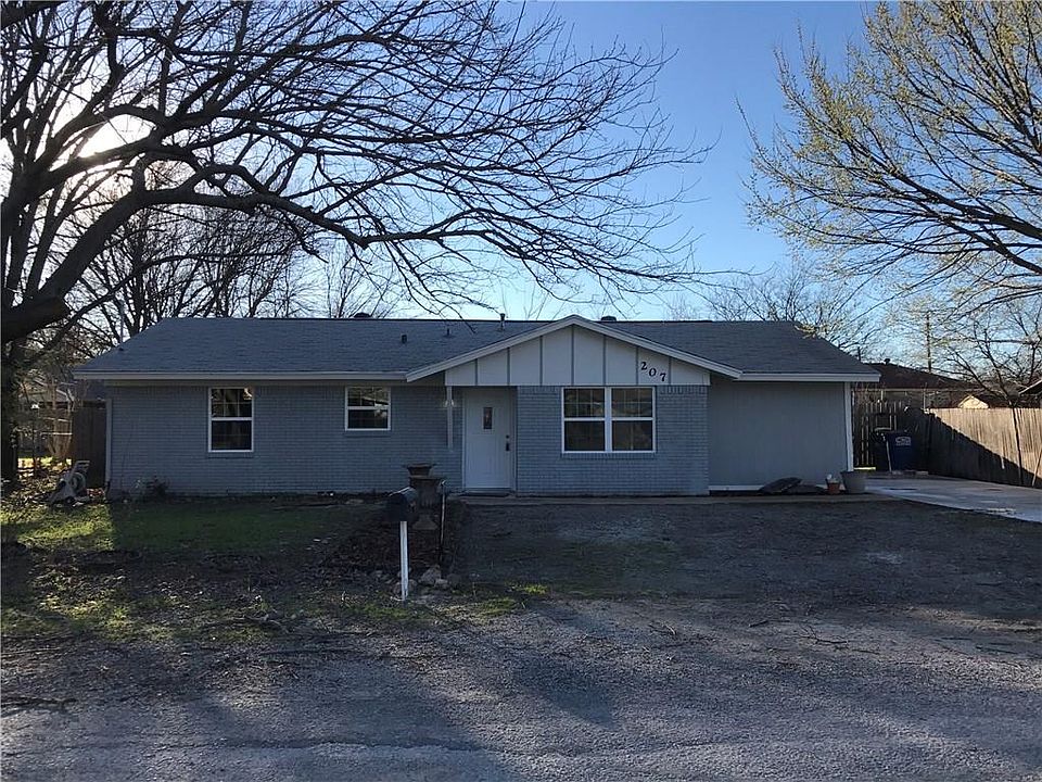 1st image of 207 Redbud Trl