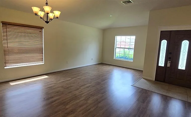 4085 SW 49th Ave — Photo 7