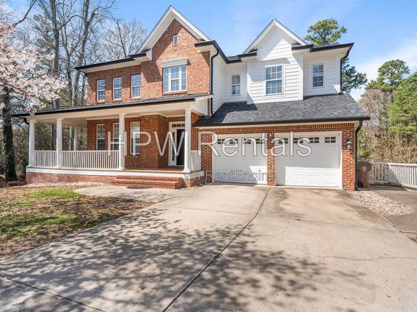 101 Palmwood Ct