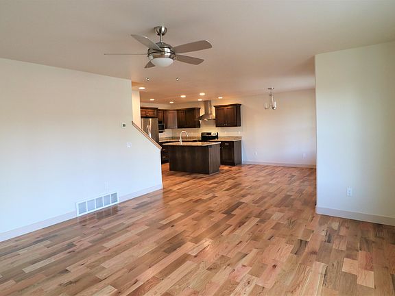 4th image of 2036 Skyview West Dr