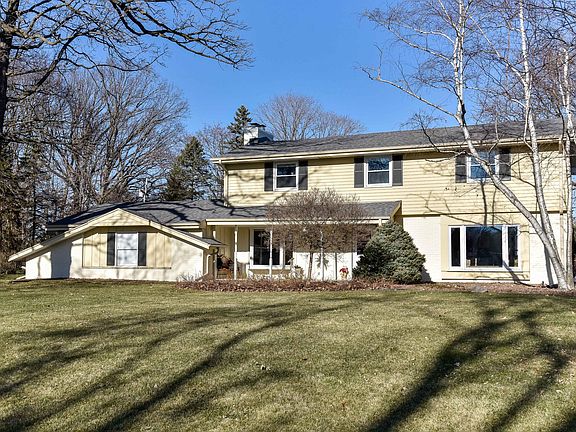 2nd image of 17720 Redvere Dr