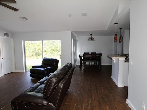 2nd image of 626 Beverly Ct