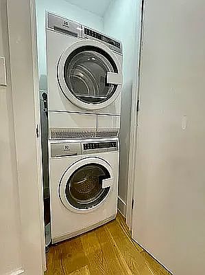 3rd image of 217 E 4th St APT 2C