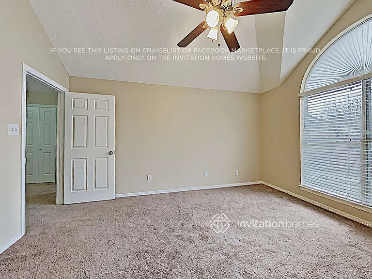 4008 Briarbend Rd — Photo 10