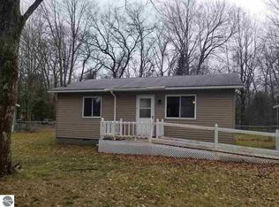 5326 Beals Dr, Prescott, MI 48756