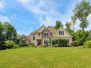9 Falcon Ridge Rd, Torrington, CT 06790