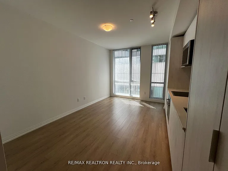8 Widmer St #1210 — Photo 11