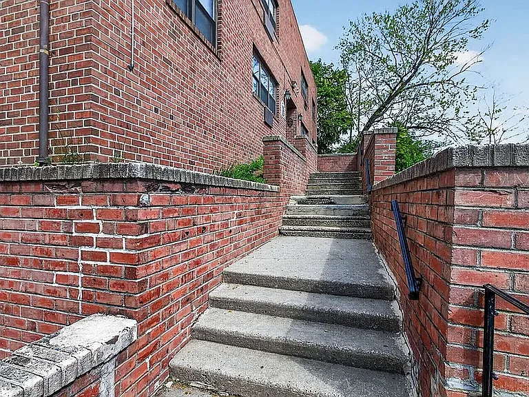 1360 Edgewood Ave #B — Photo 11