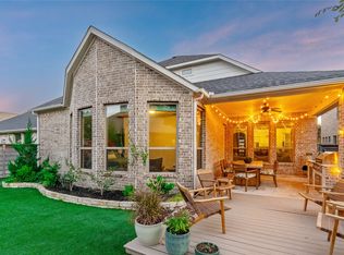 857 Sandbox Dr, Aubrey, TX 76227