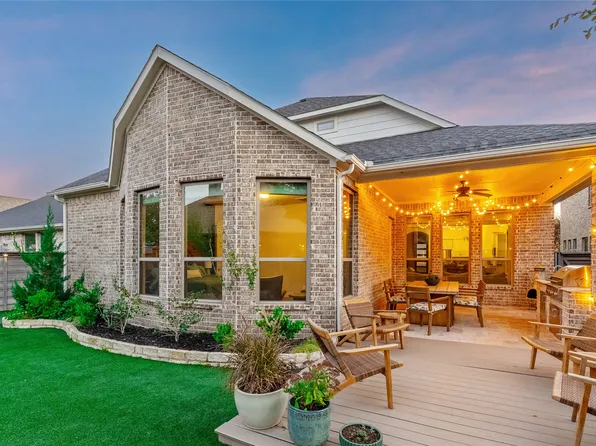 857 Sandbox Dr, Aubrey, TX 76227