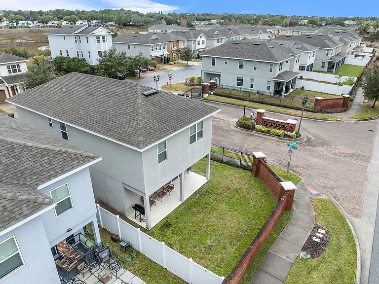 206 Aberdeen St — Photo 34