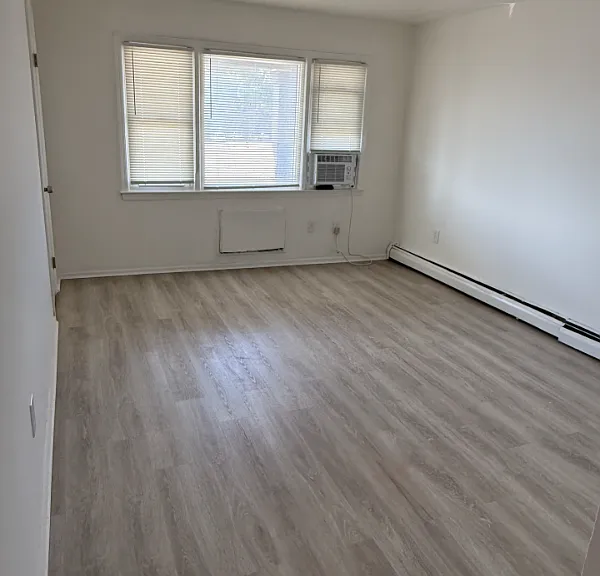 312-314 Convery Blvd #314-B — Photo 3