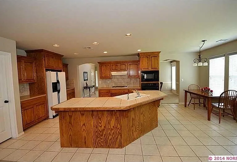 4204 W Kent Ct — Photo 7