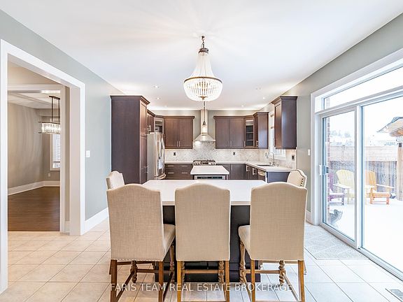 4th image of 27 Marks Rd