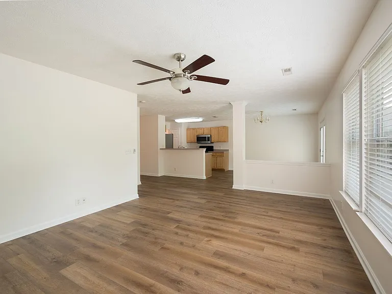 8124 Boone Trce — Photo 23