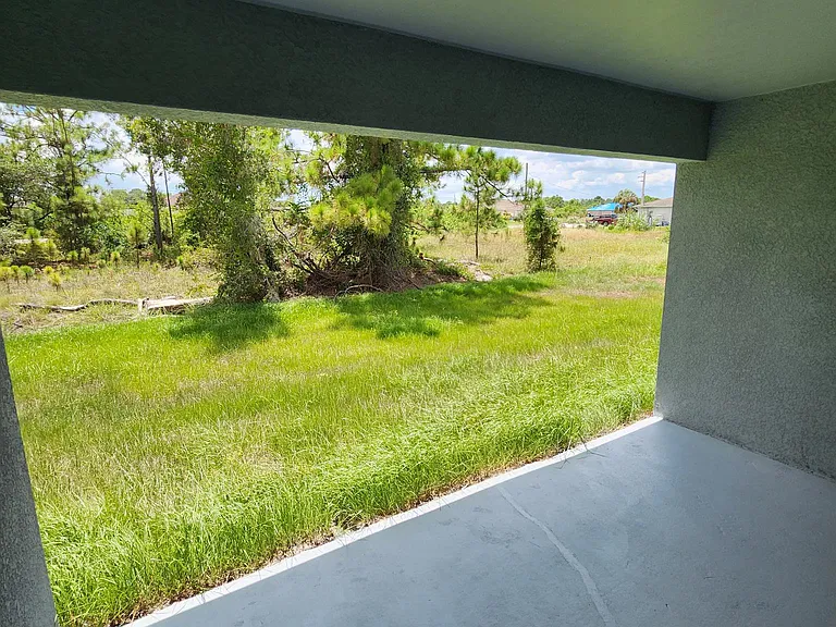 2127 Armour Rd — Photo 30