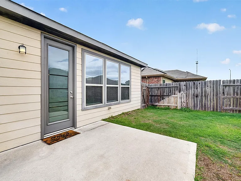 25611 Reign Wayman Ct — Photo 42