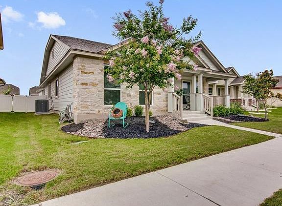 3rd image of 18412 Friendship Hill Dr