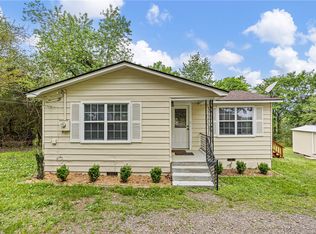 805 Ray Rd, Clarksville, AR 72830