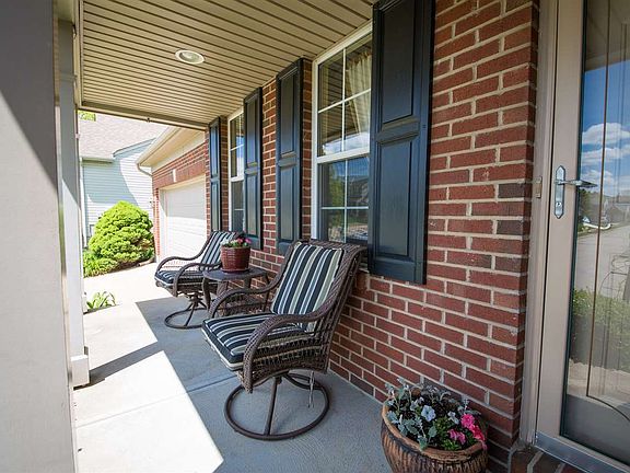 4th image of 2169 Canyon Ct