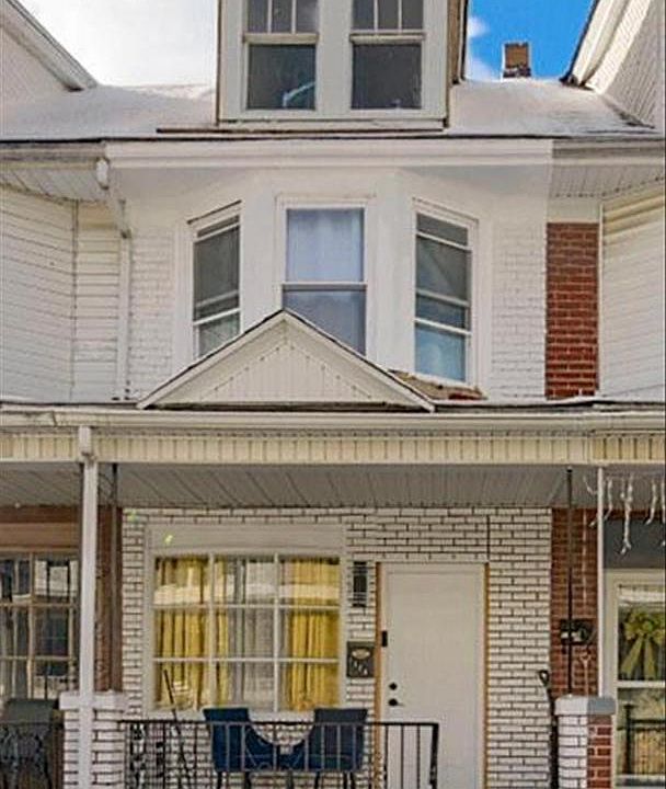 1st image of 1113 Poplar St