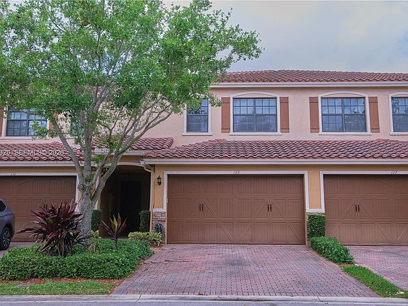 2nd image of 129 Riverwalk Cir E #129