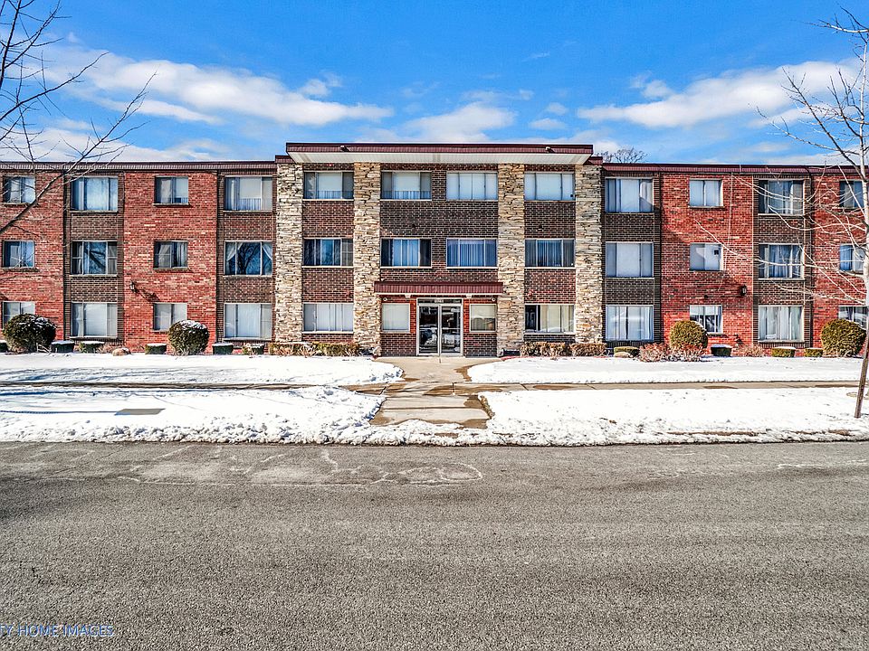 1st image of 10210 S Washington Ave #200