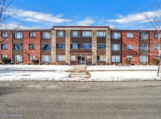 10210 S Washington Ave #200, Oak Lawn, IL 60453