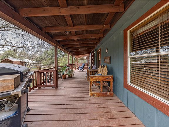 4th image of 715 Bee Gee Rd