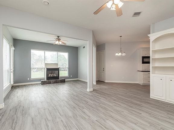 5th image of 3006 Lake Island Dr