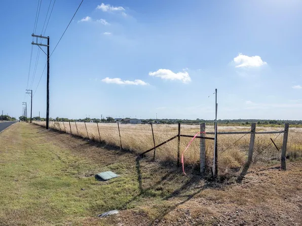 1841 County Road 305, Jarrell, TX 76537