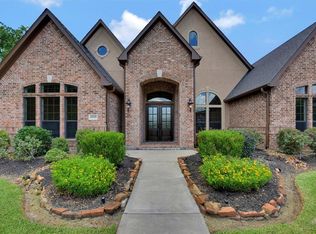 1717 Hunters Trl, Friendswood, TX 77546