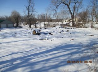 102 W Summit St, Lucas, IA 50151
