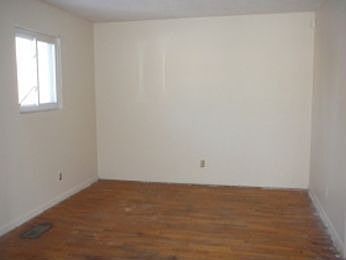 5th image of 4047 N Edmondson Ave