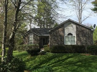 7 Saint Andrews Dr, Etowah, NC 28729