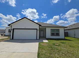 1055 County Road 5736, Cleveland, TX 77327